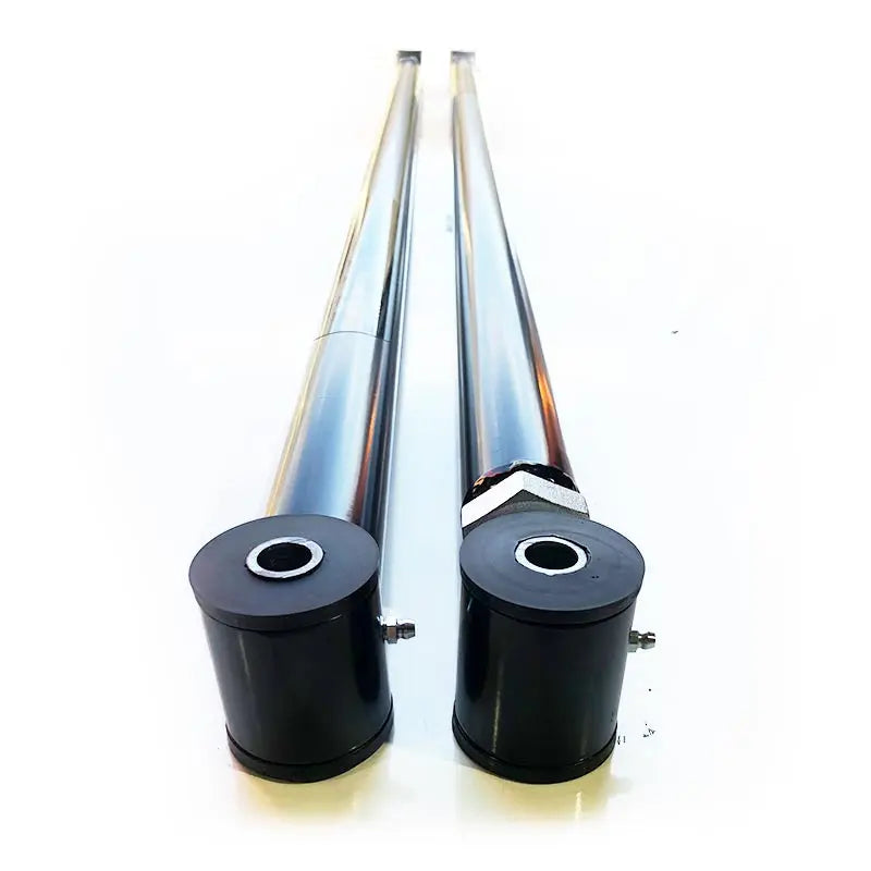 2001–2010 Chevy Silverado ladder traction bars installed on rear axle for improved stability and reduced axle wrap