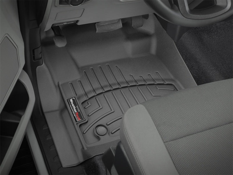WeatherTech 2017+ Ford F-250/F-350/F-450/F-550 Front FloorLiner - Black (fits 4x4 Floor Shifter)