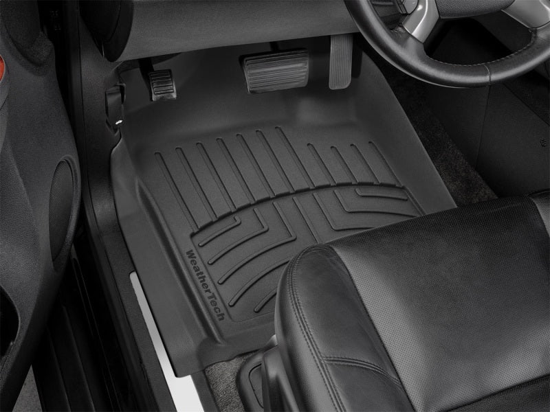 WeatherTech 08-13 Chevrolet Avalanche Front FloorLiner HP - Black